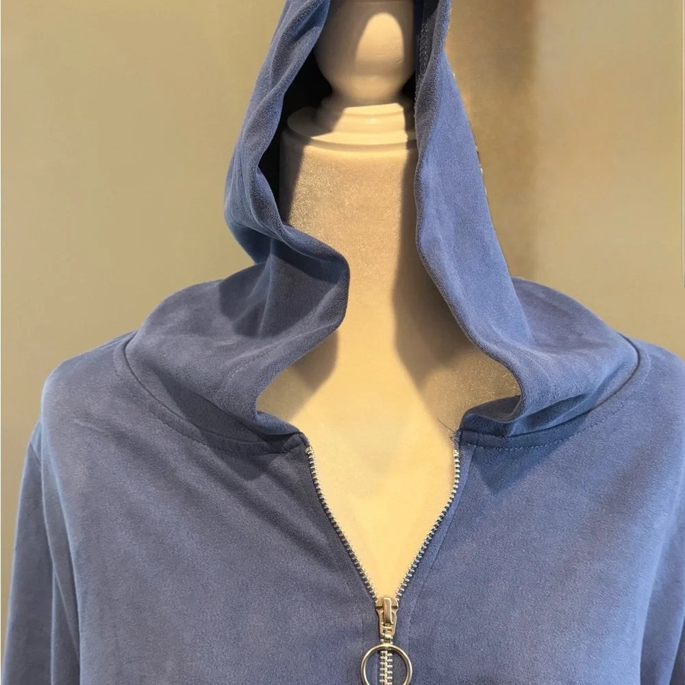 *PRE-OWNED* Women's Size 4x Love Blue Zip-Up Hoodie - Picture 3 of 6